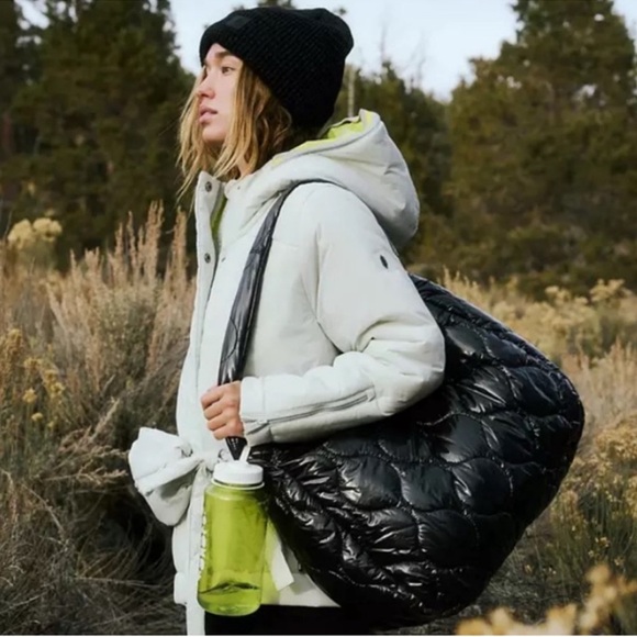 FP Movement Surplus Shine Carryall Black New with Tags MSRP$98 - Picture 2 of 6